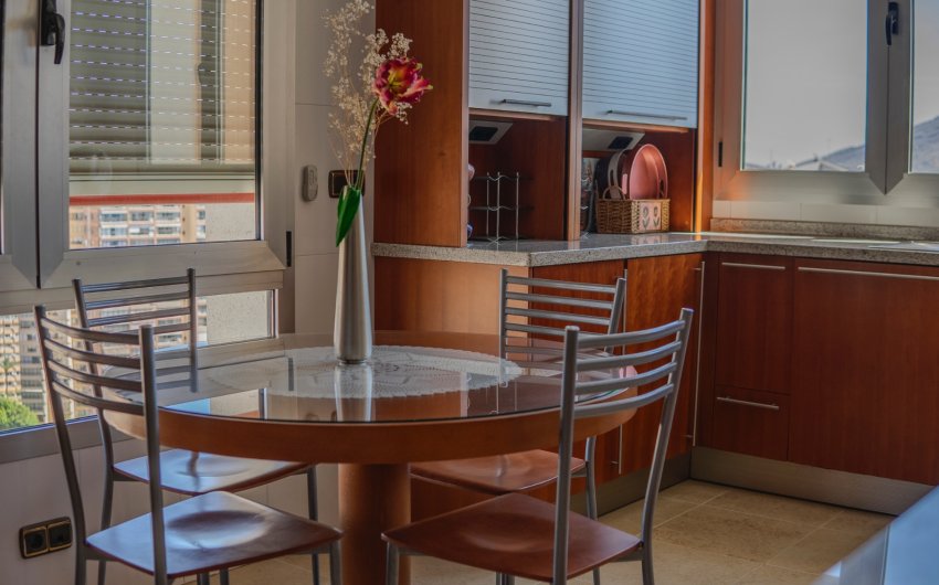 Revente - Apartment -
Benidorm