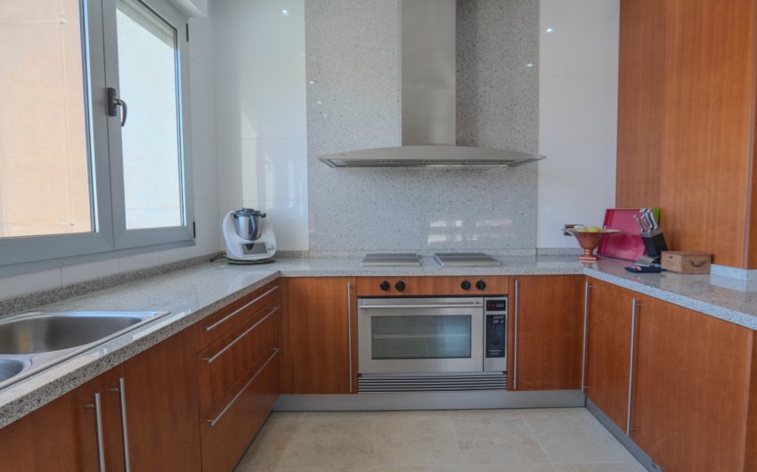 Revente - Apartment -
Benidorm
