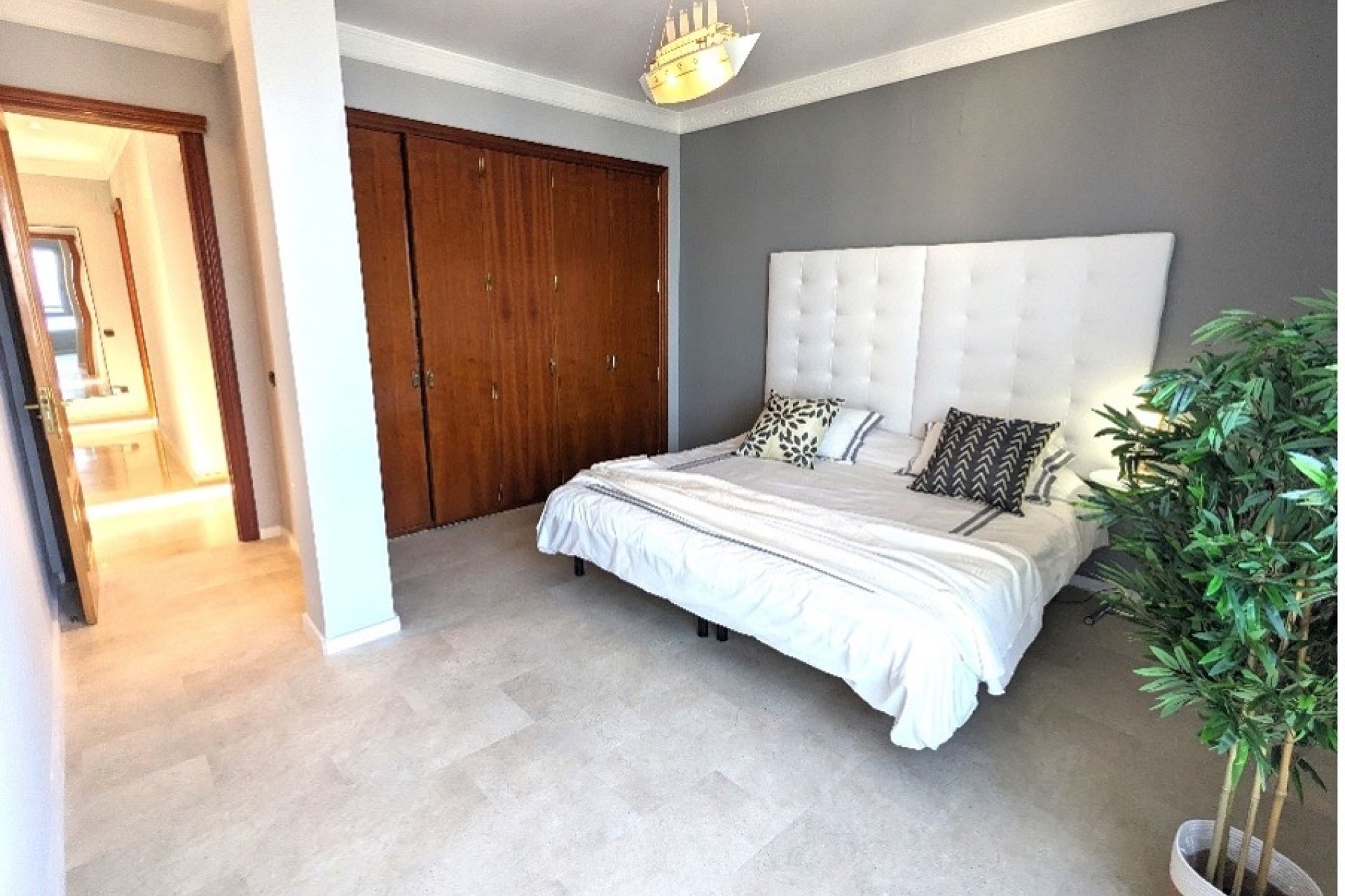 Revente - Apartment -
Benidorm