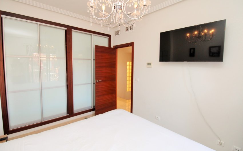 Revente - Apartment -
Cabo Roig