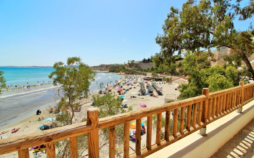 Revente - Apartment -
Cabo Roig