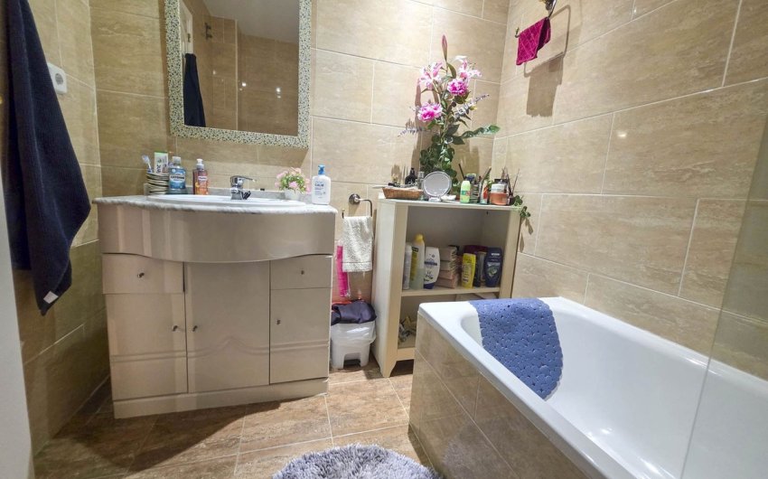 Revente - Apartment -
Casares Playa - Costa del Sol