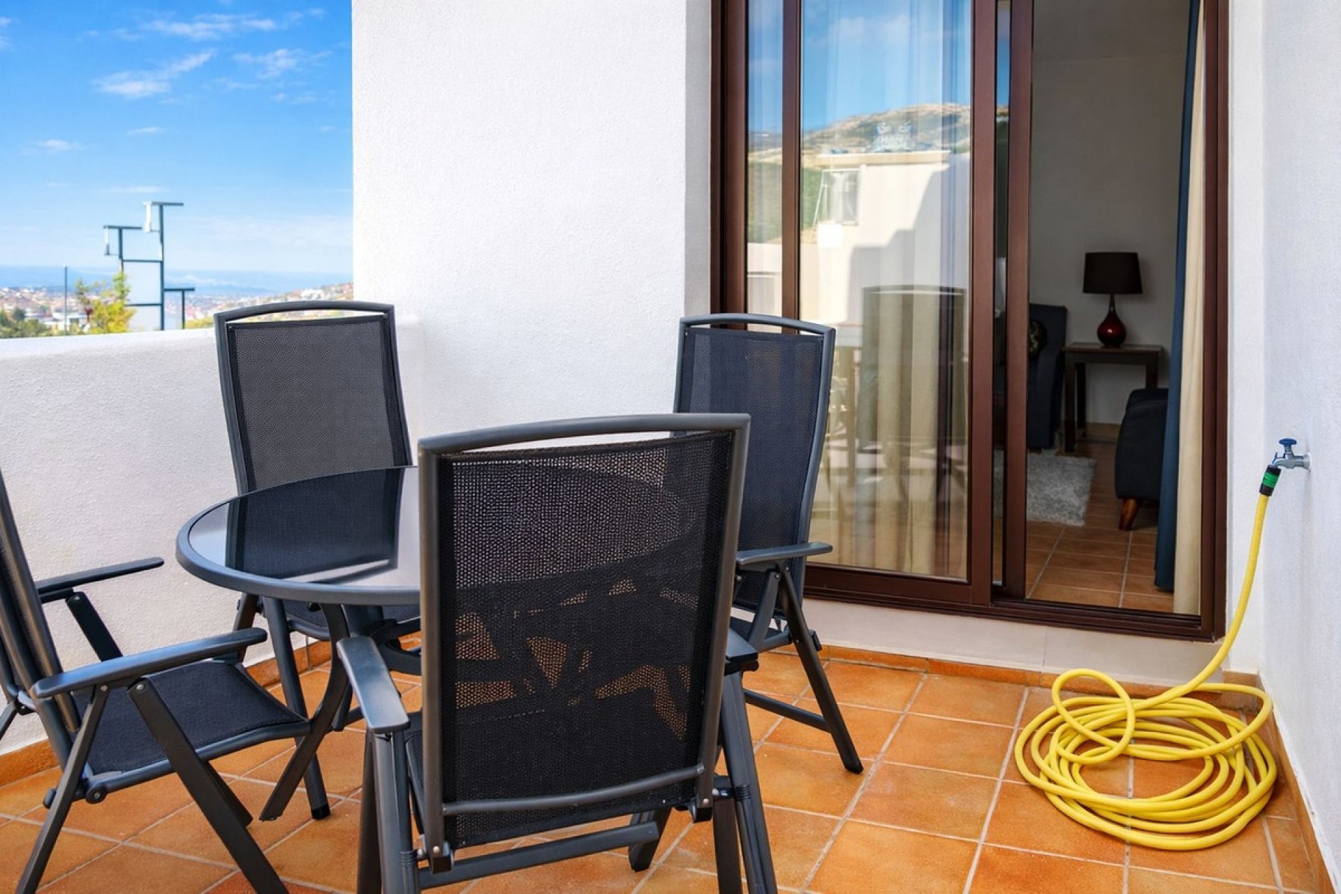 Revente - Apartment -
Casares Playa - Costa del Sol