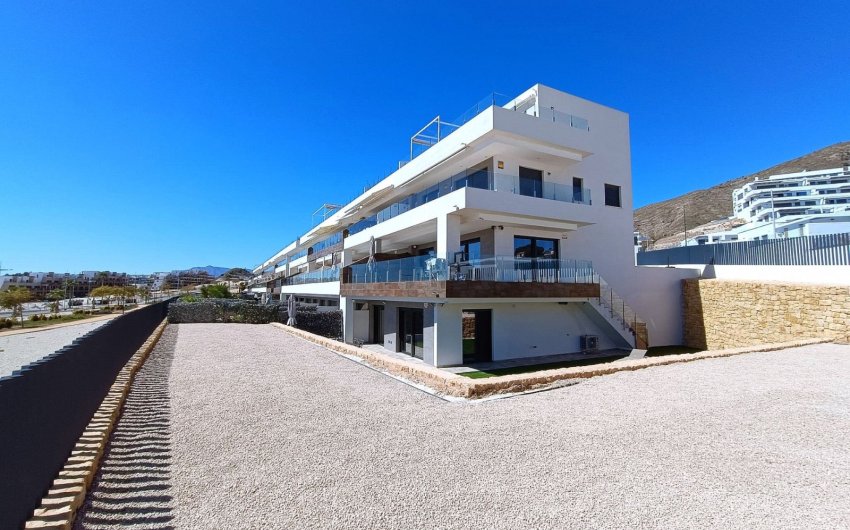 Revente - Apartment -
Finestrat