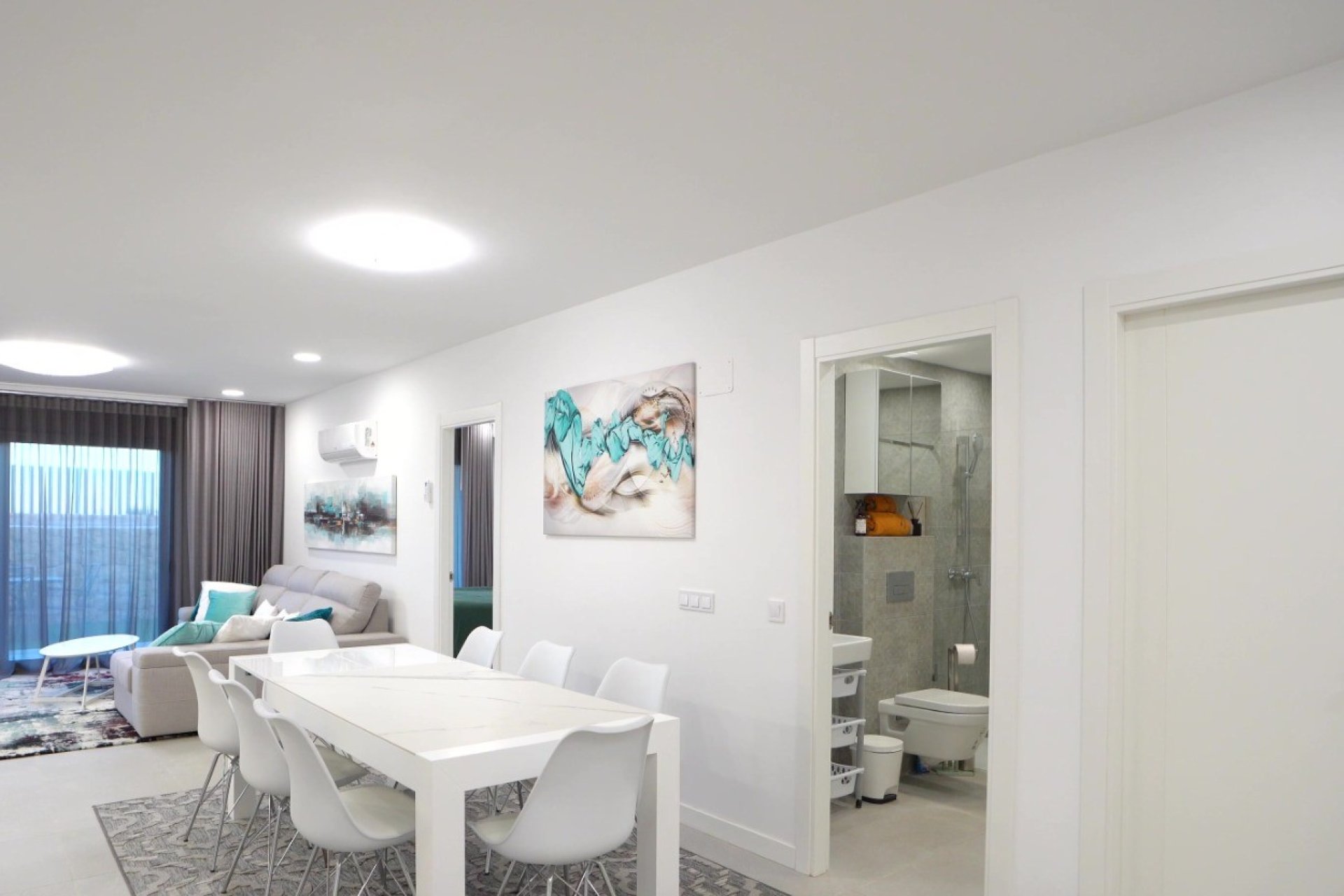 Revente - Apartment -
Finestrat