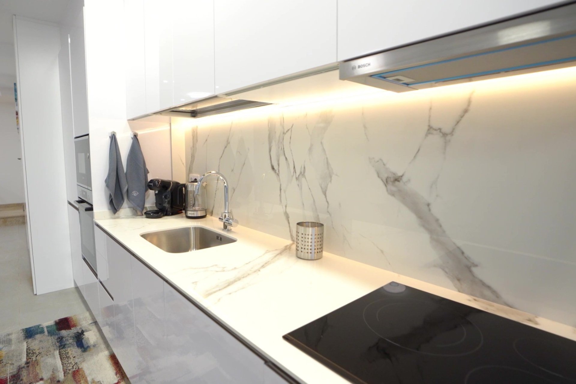 Revente - Apartment -
Finestrat