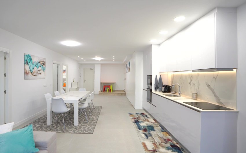 Revente - Apartment -
Finestrat