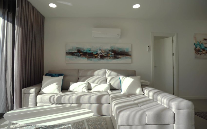 Revente - Apartment -
Finestrat