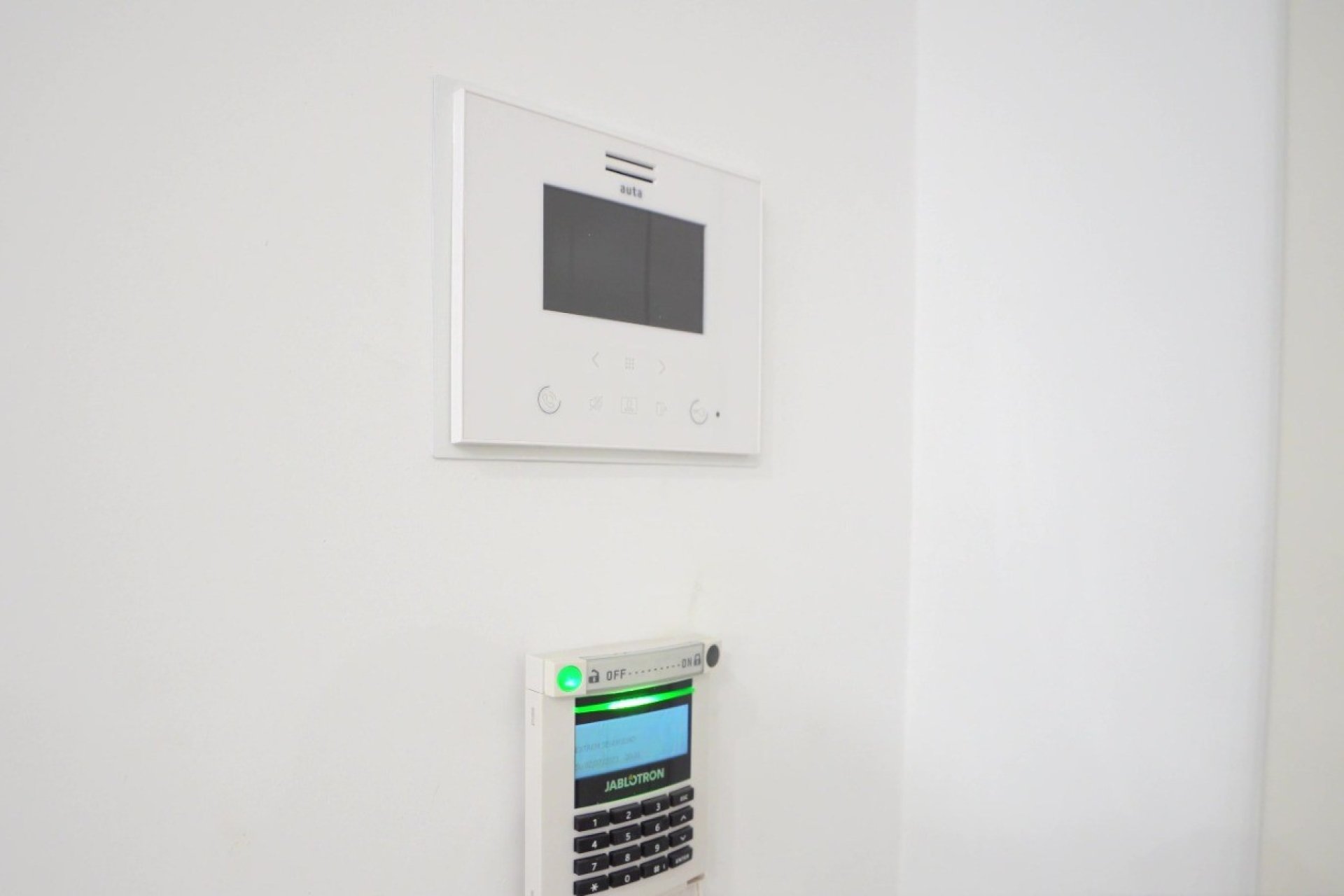 Revente - Apartment -
Finestrat