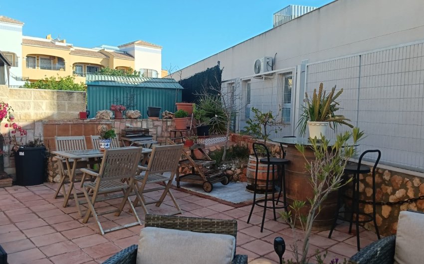 Revente - Apartment Flat -
Los Montesinos - La Herrada