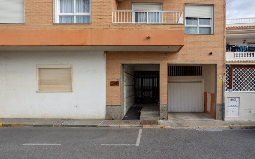 Revente - Apartment Flat -
Los Montesinos