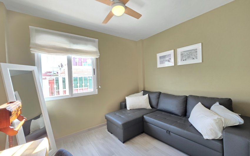 Revente - Apartment / Flat * -
Orihuela Costa * - Los Altos *