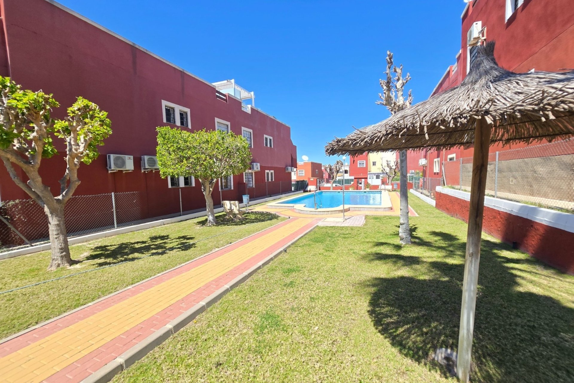 Revente - Apartment / Flat * -
Orihuela Costa * - Los Altos *
