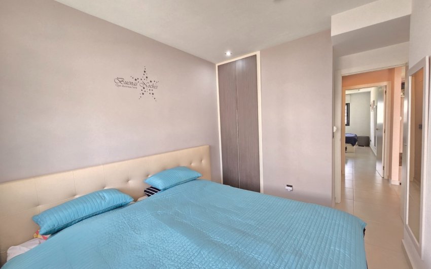 Revente - Apartment / Flat * -
Orihuela Costa * - Punta Prima *