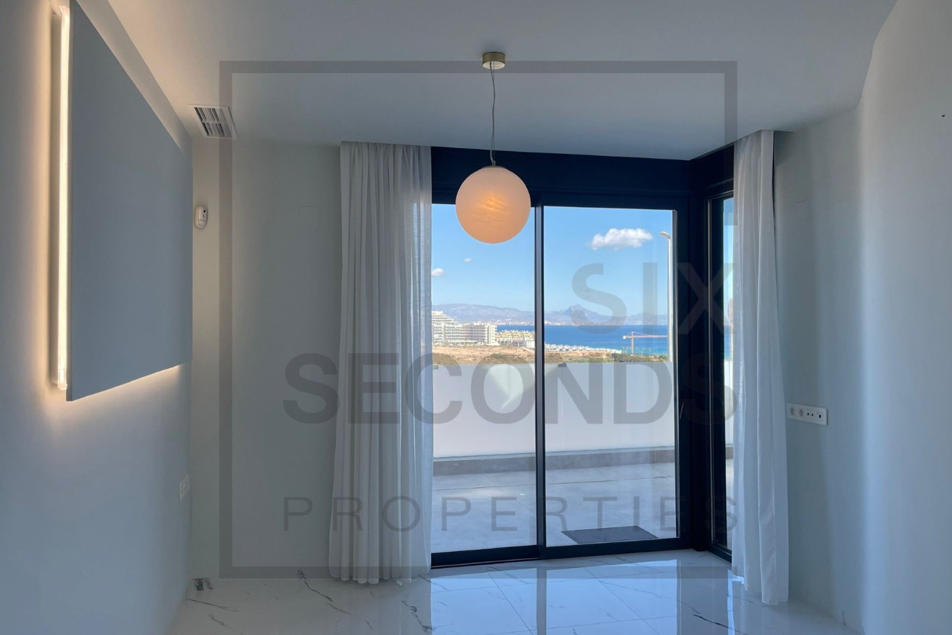 Revente - Apartment -
Gran Alacant