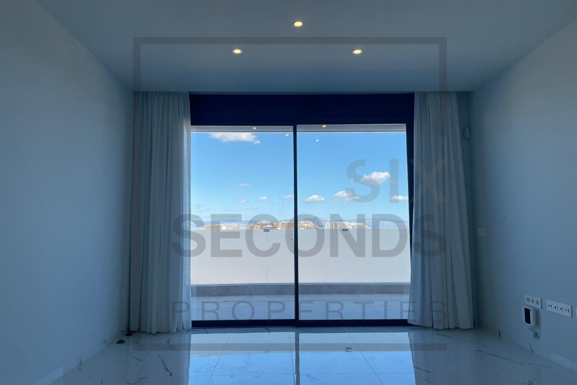 Revente - Apartment -
Gran Alacant