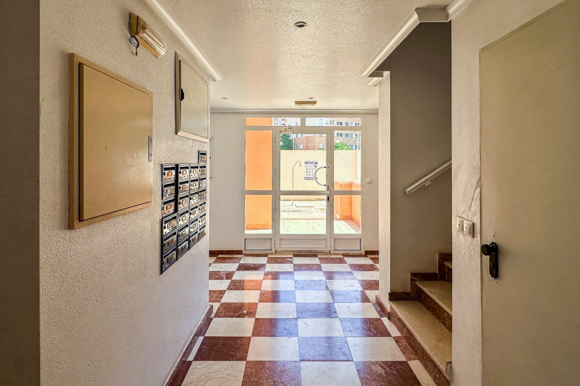 Revente - Apartment -
Guardamar del Segura - Costa Blanca