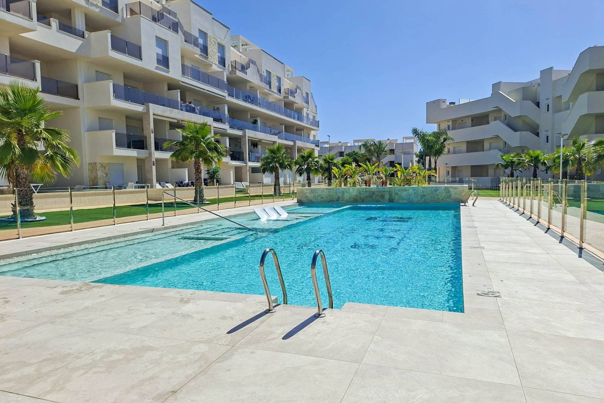 Revente - Apartment -
Guardamar del Segura - Costa Blanca