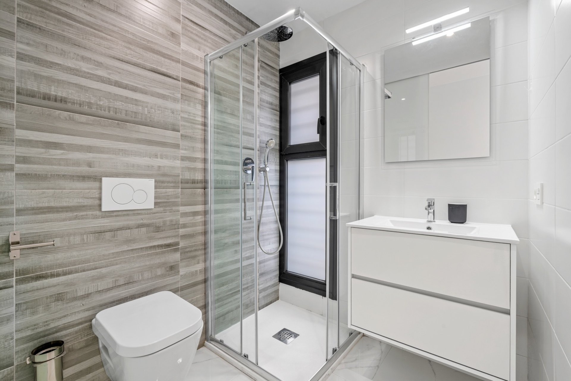 Revente - Apartment -
Guardamar del Segura - Costa Blanca