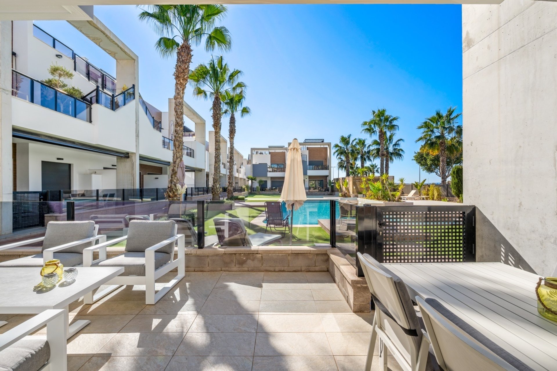 Revente - Apartment -
Guardamar del Segura - Costa Blanca