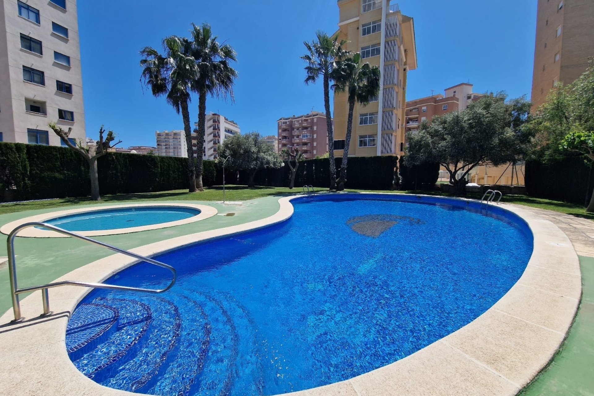 Revente - Apartment -
Guardamar del Segura - Costa Blanca