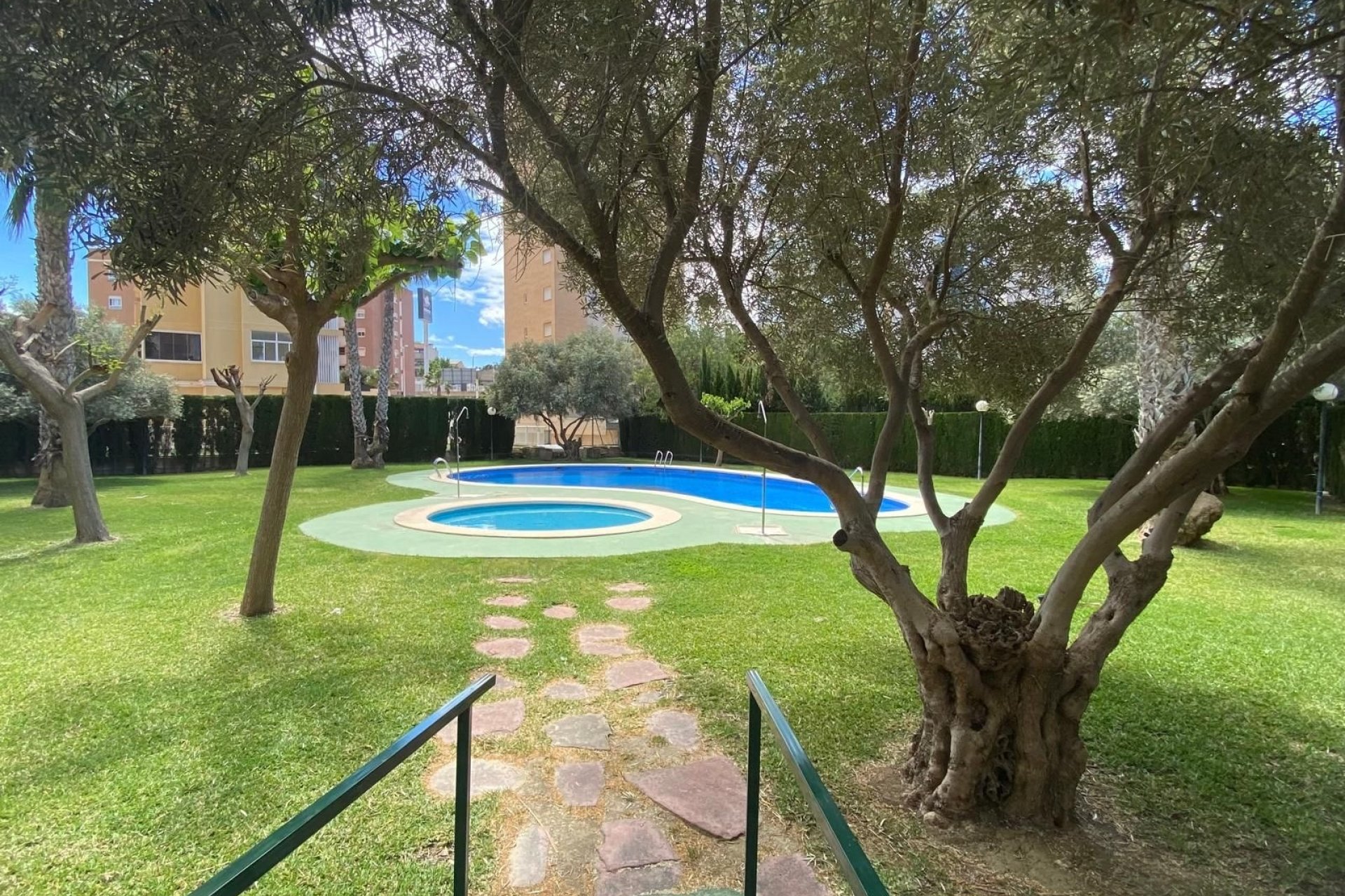 Revente - Apartment -
Guardamar del Segura - Costa Blanca