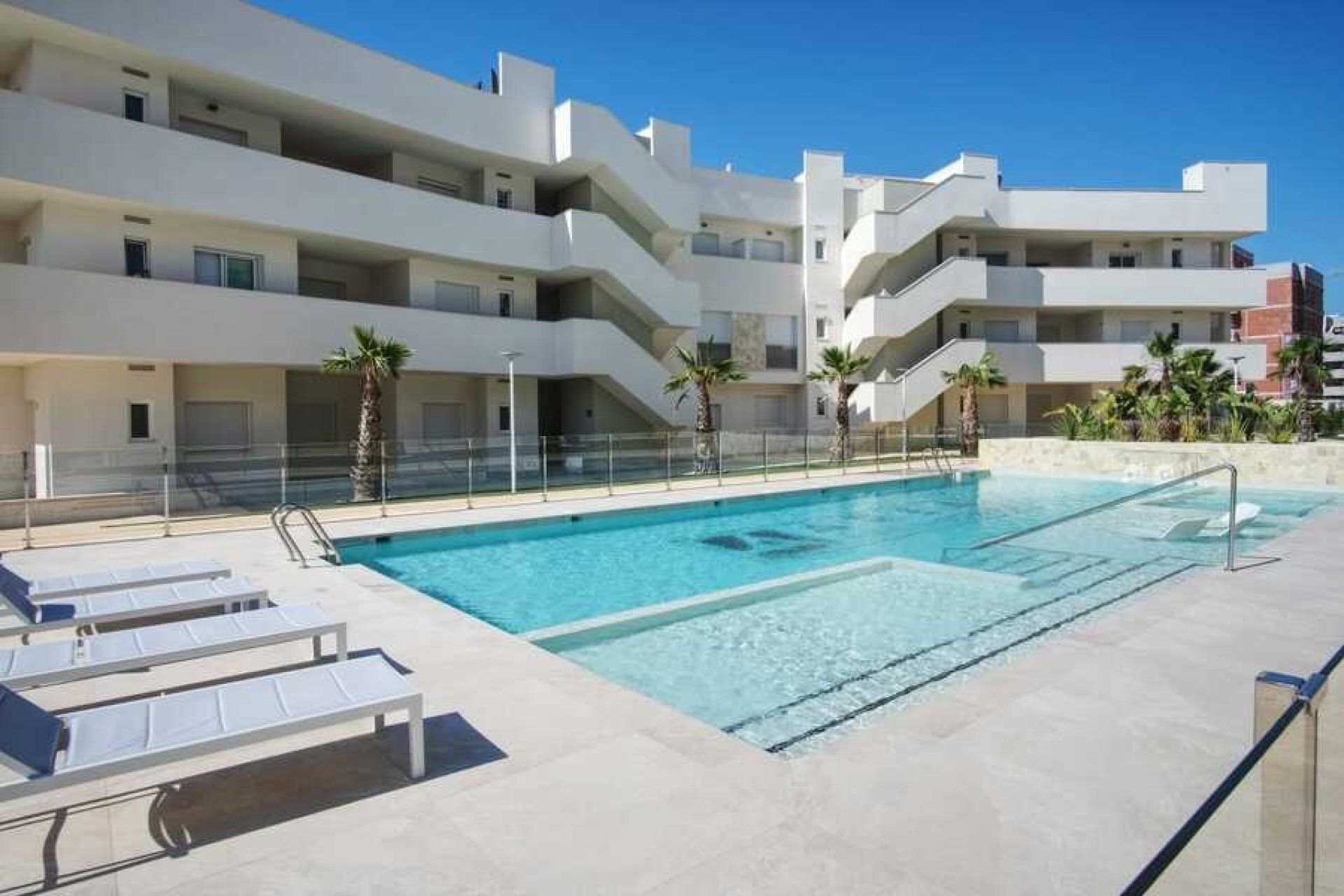 Revente - Apartment -
Guardamar del Segura - Costa Blanca