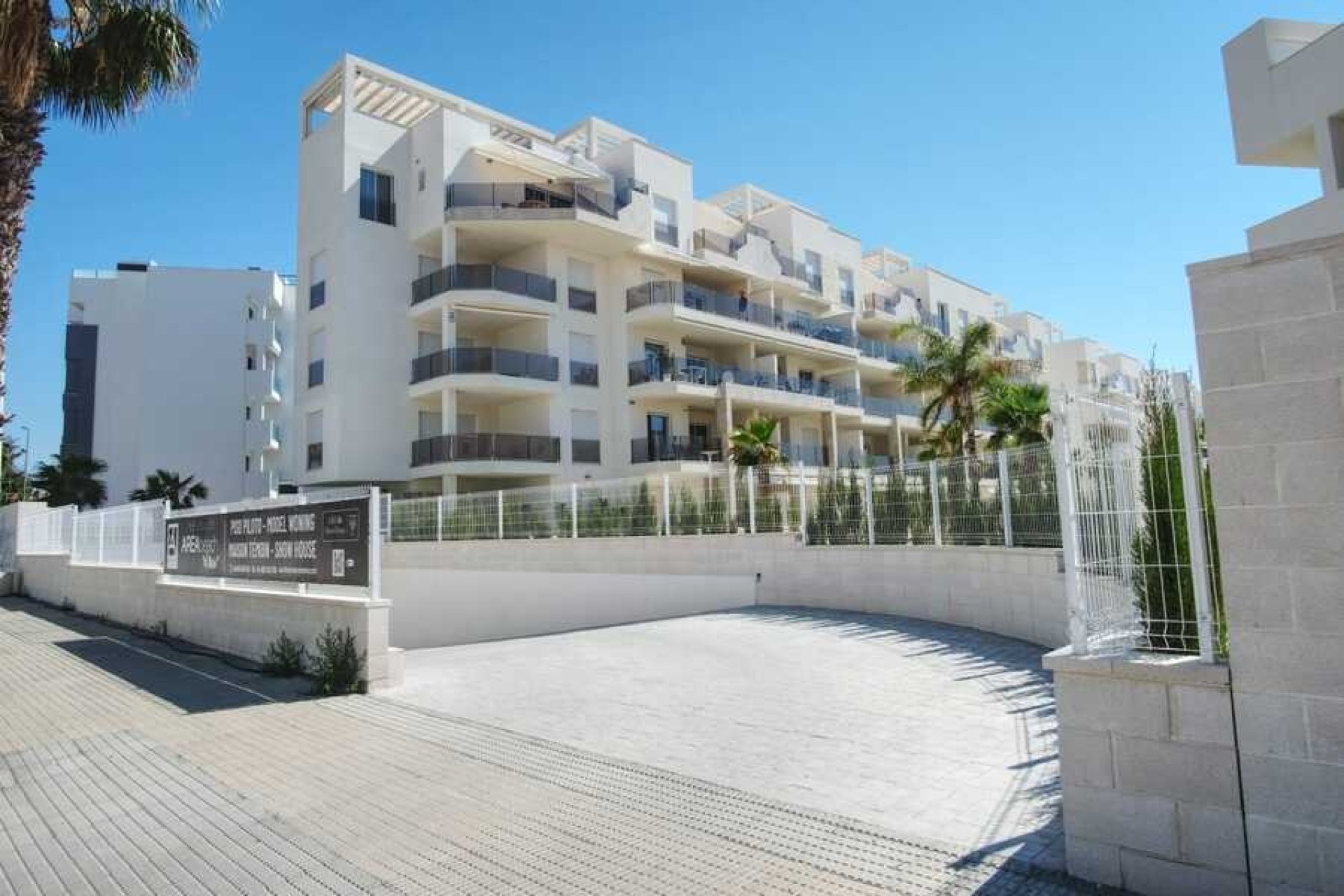 Revente - Apartment -
Guardamar del Segura - Costa Blanca