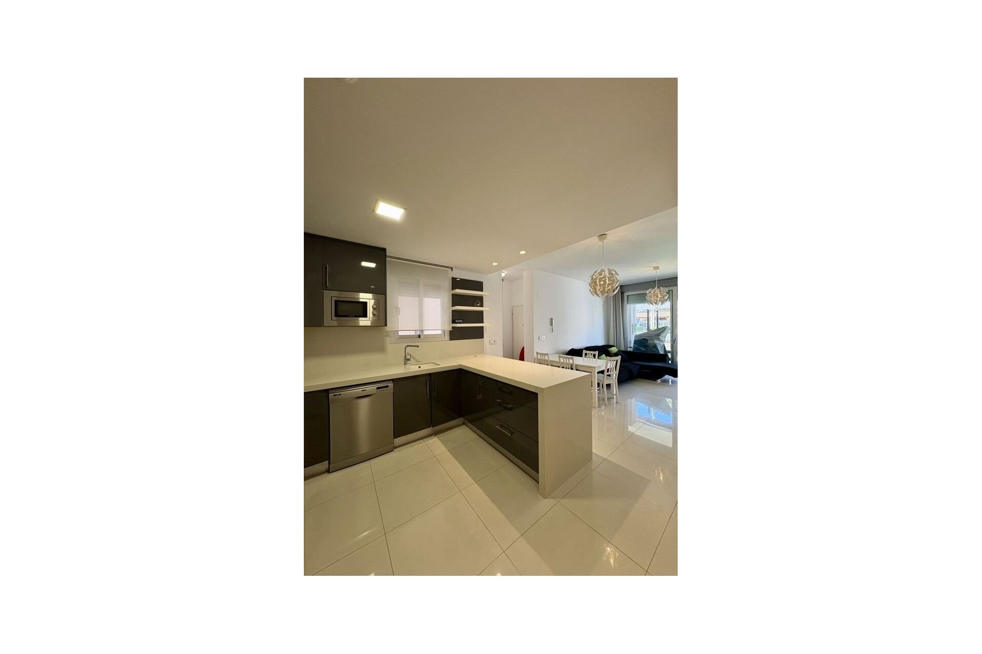 Revente - Apartment -
Guardamar del Segura - Costa Blanca