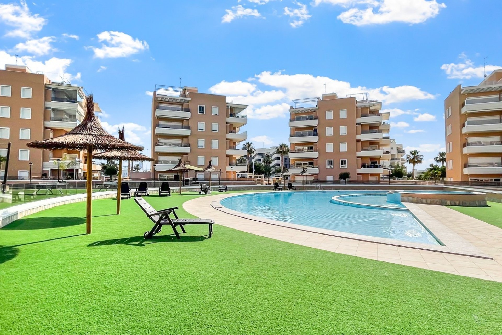 Revente - Apartment -
Guardamar del Segura - El Raso