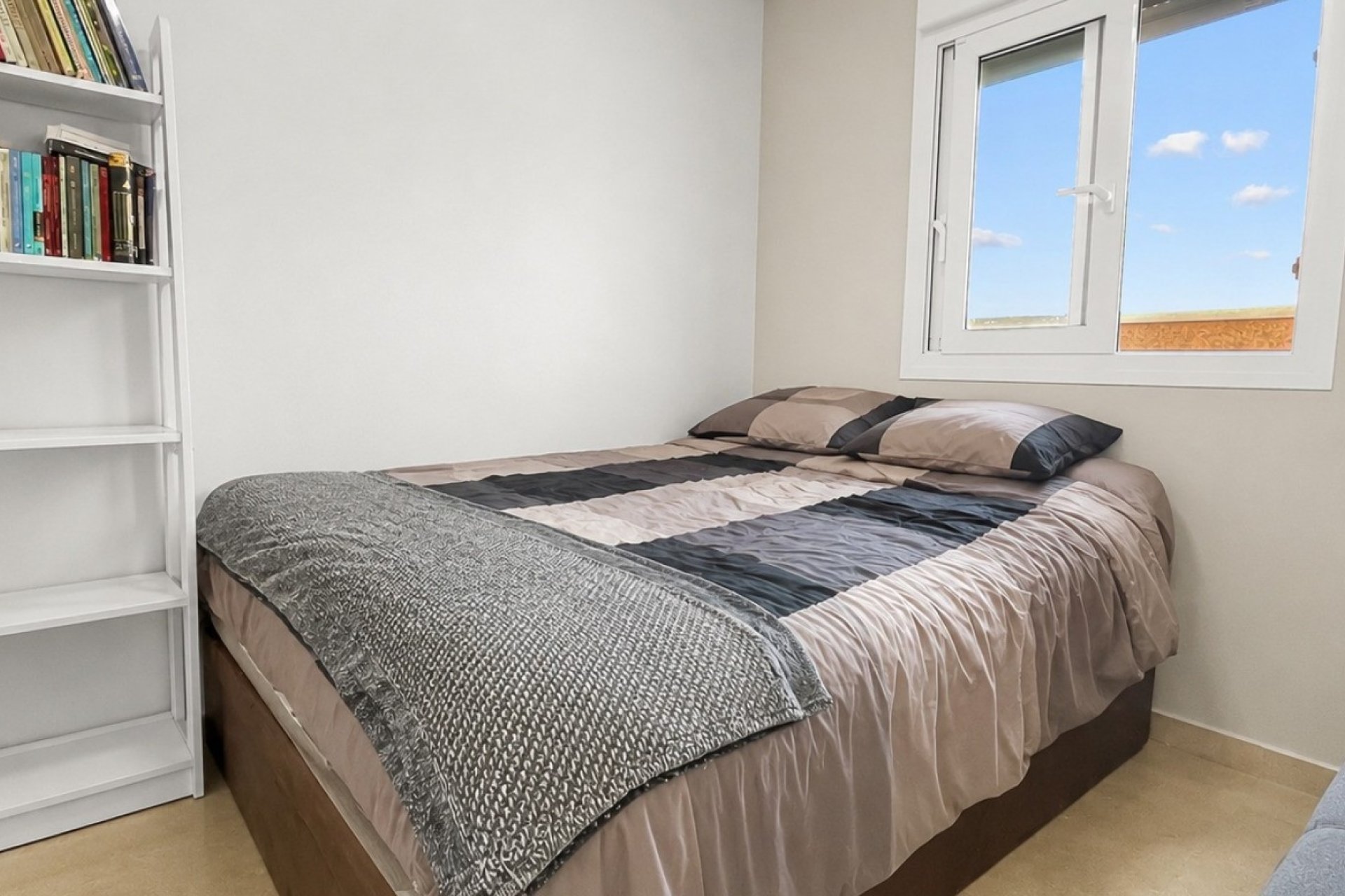 Revente - Apartment -
Guardamar del Segura - El Raso