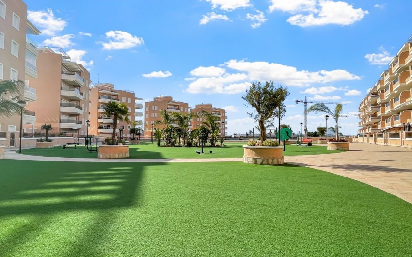 Revente - Apartment -
Guardamar del Segura - El Raso