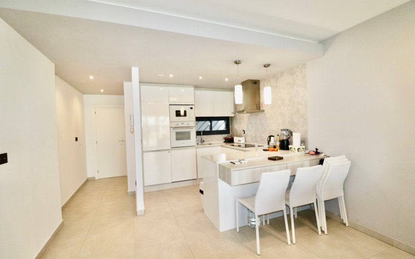 Revente - Apartment -
Guardamar del Segura - Guardamar - El Raso