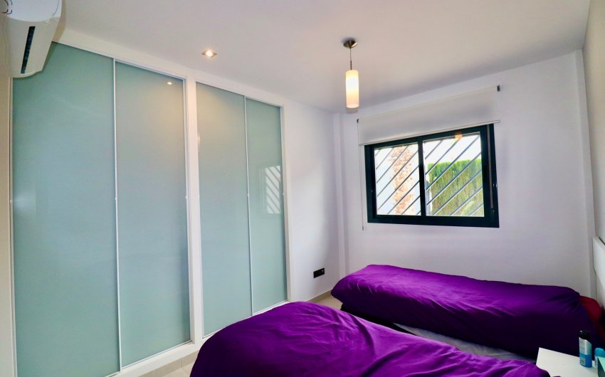 Revente - Apartment -
Guardamar del Segura - Guardamar - El Raso