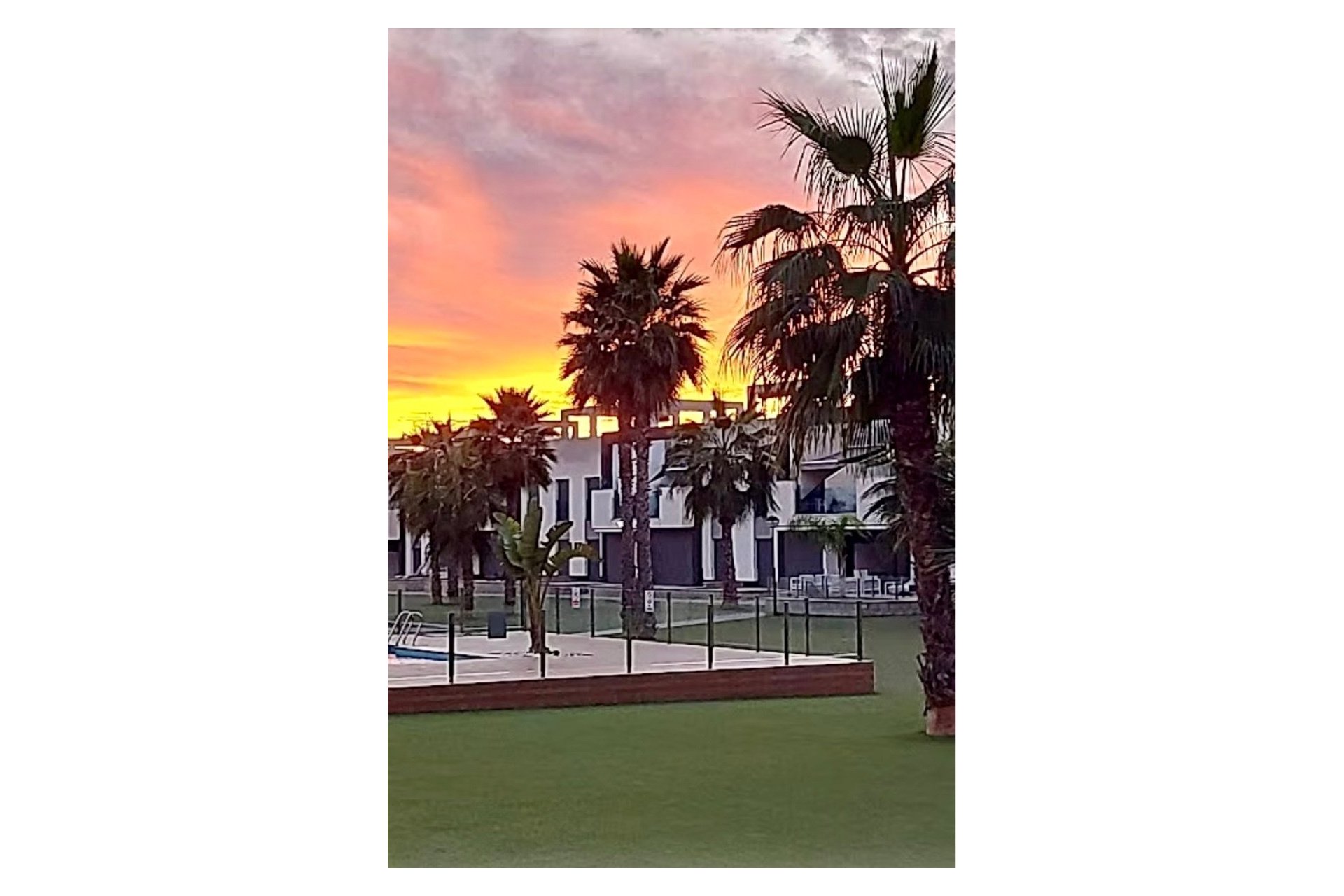 Revente - Apartment -
Guardamar del Segura - Guardamar - El Raso