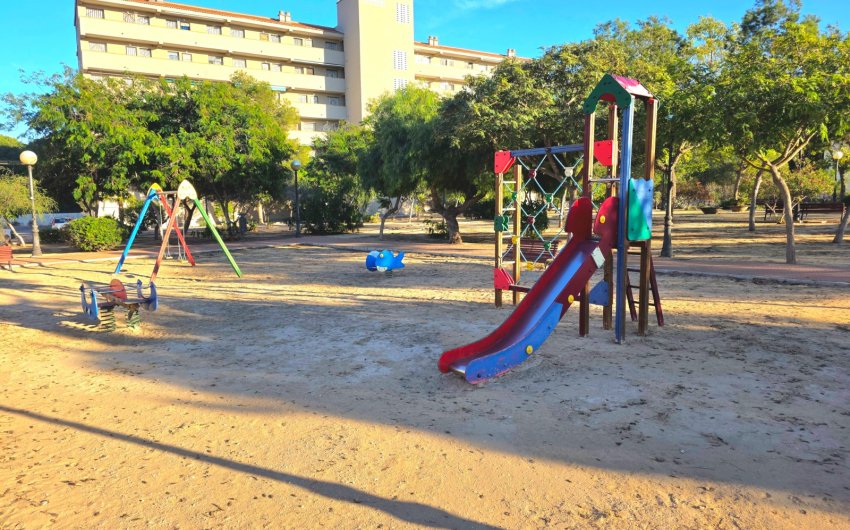 Revente - Apartment -
Guardamar del Segura - Pinomar