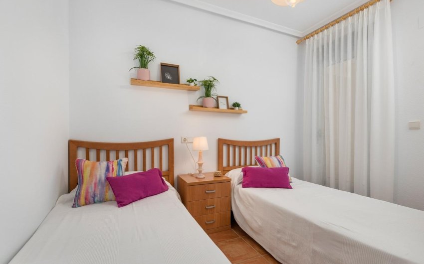 Revente - Apartment -
Guardamar del Segura - Pueblo