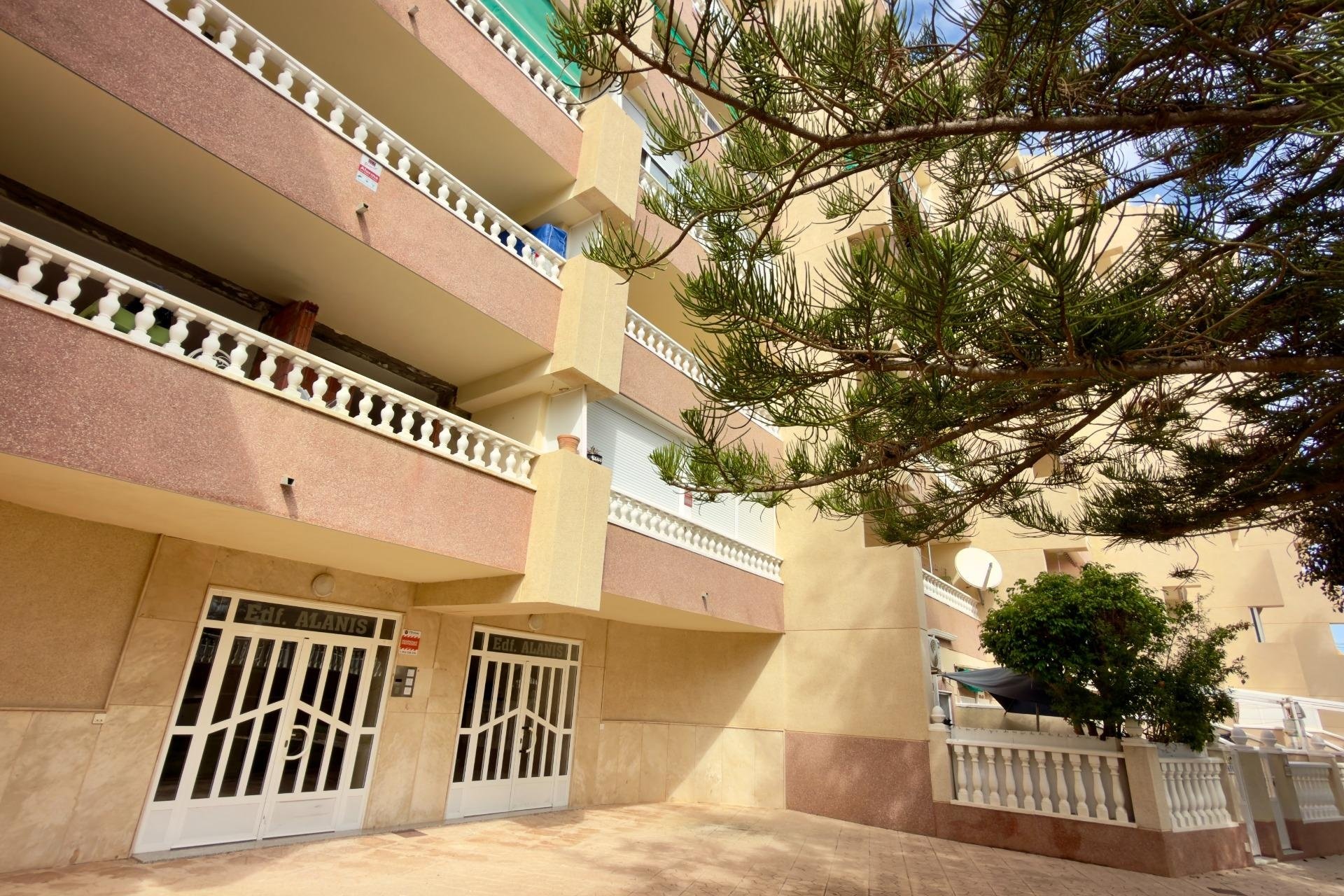 Revente - Apartment -
Guardamar del Segura - Urbanizaciones