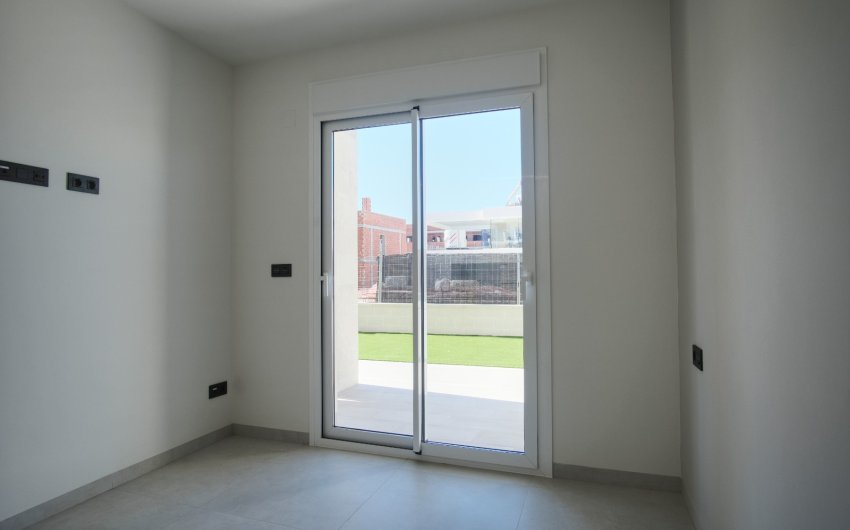 Revente - Apartment -
Guardamar del Segura - Urbanizaciones