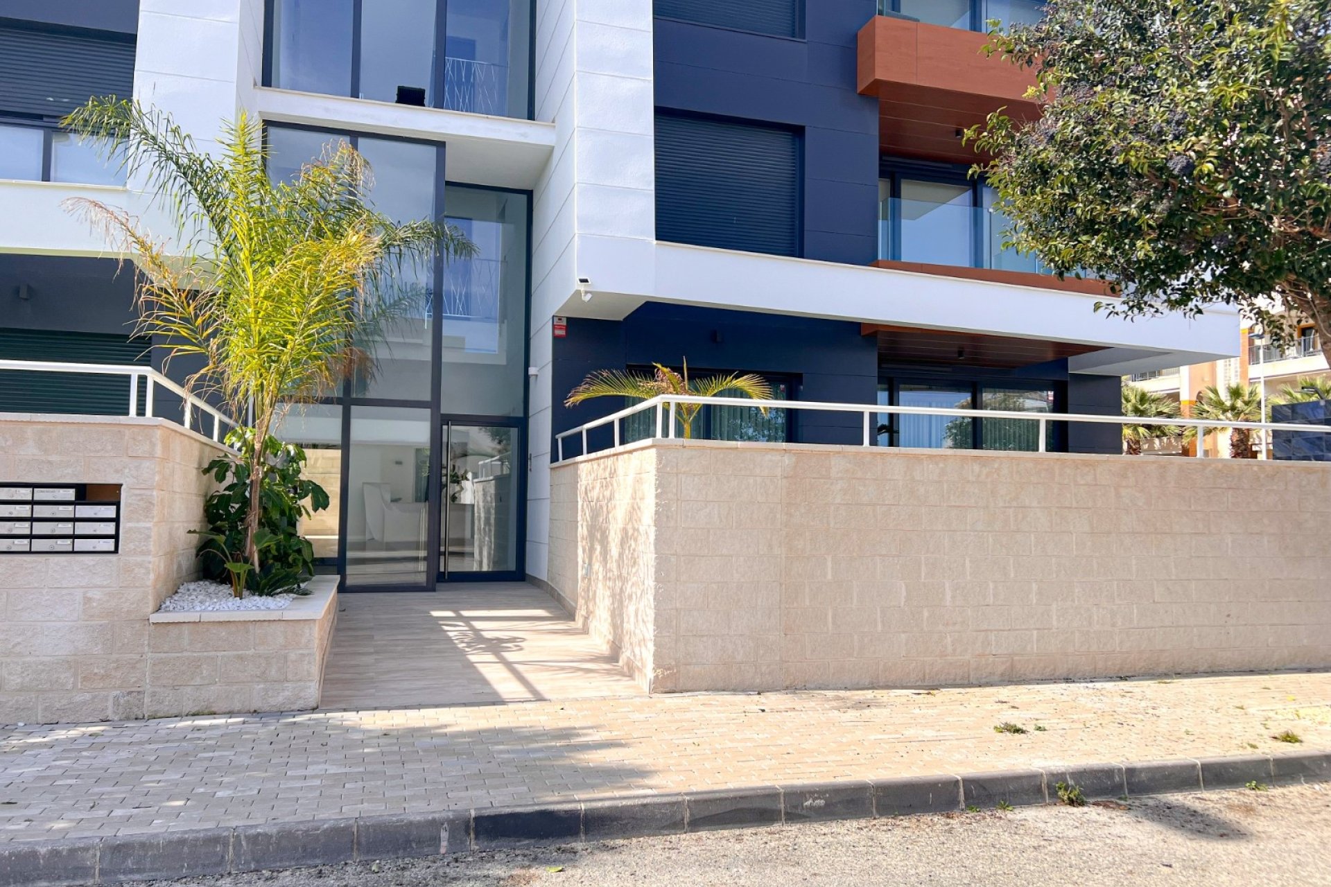 Revente - Apartment -
Guardamar del Segura - Urbanizaciones