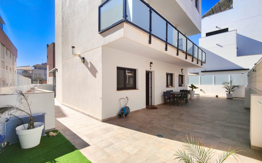 Revente - Apartment -
Guardamar del Segura