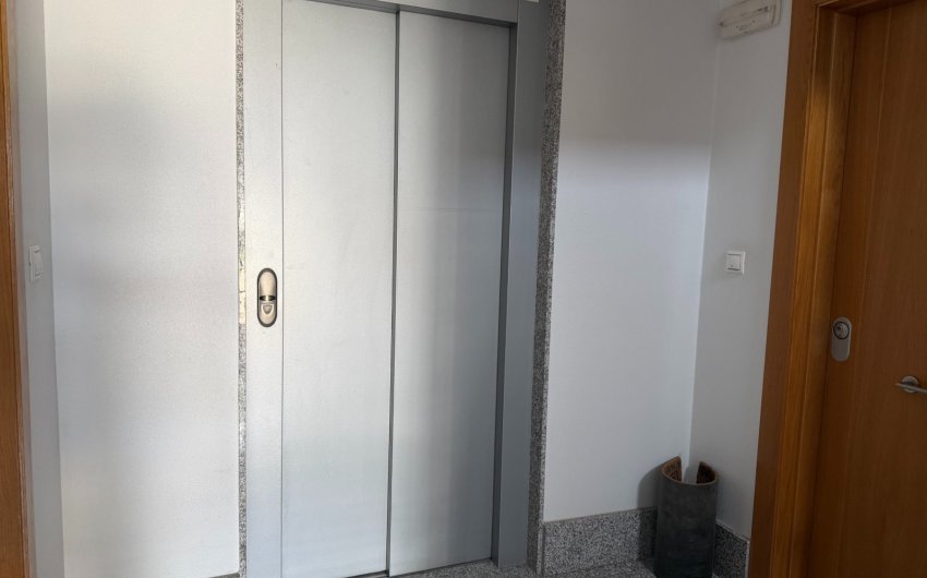 Revente - Apartment -
Jacarilla - Inland