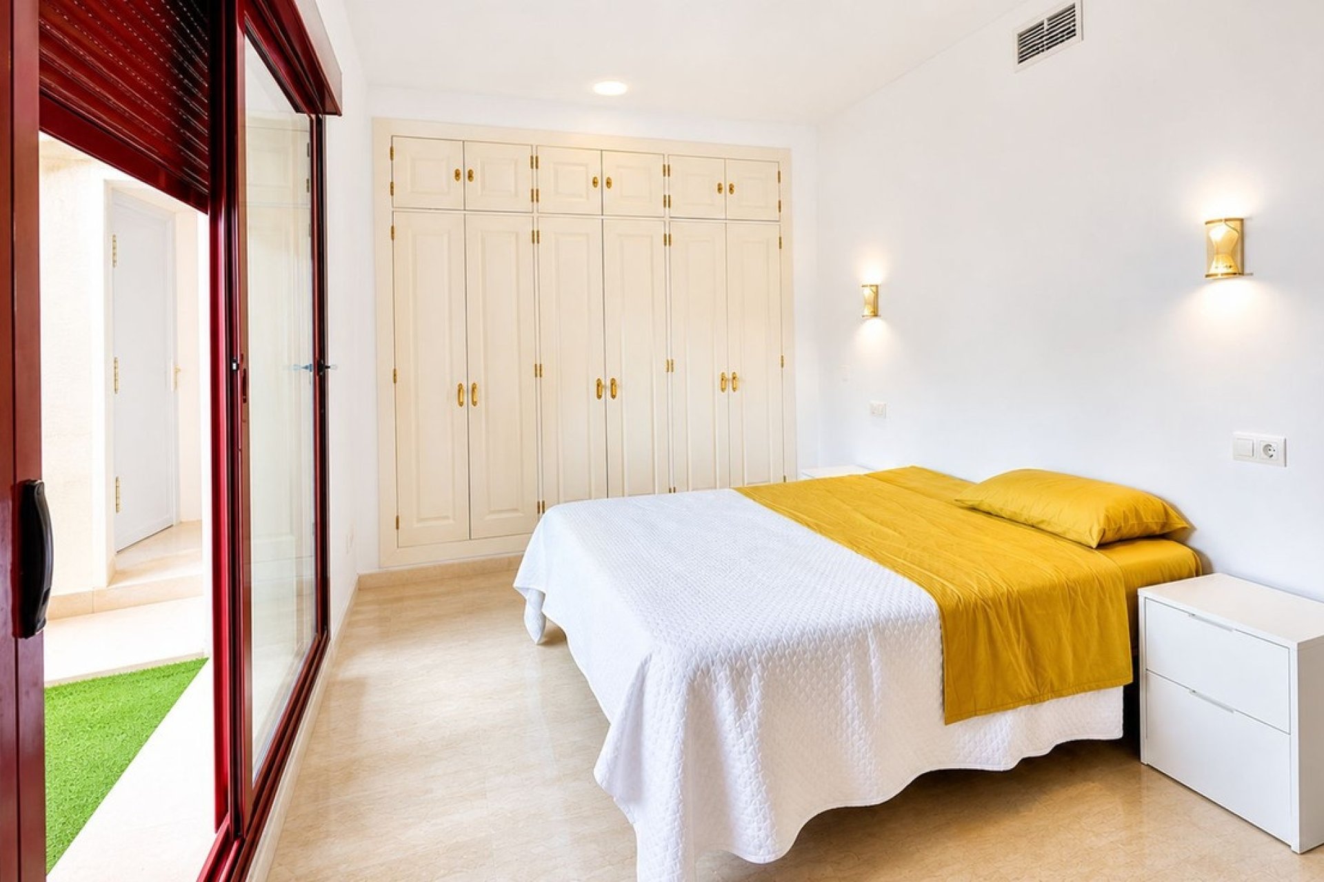 Revente - Apartment -
La Duquesa - Costa del Sol