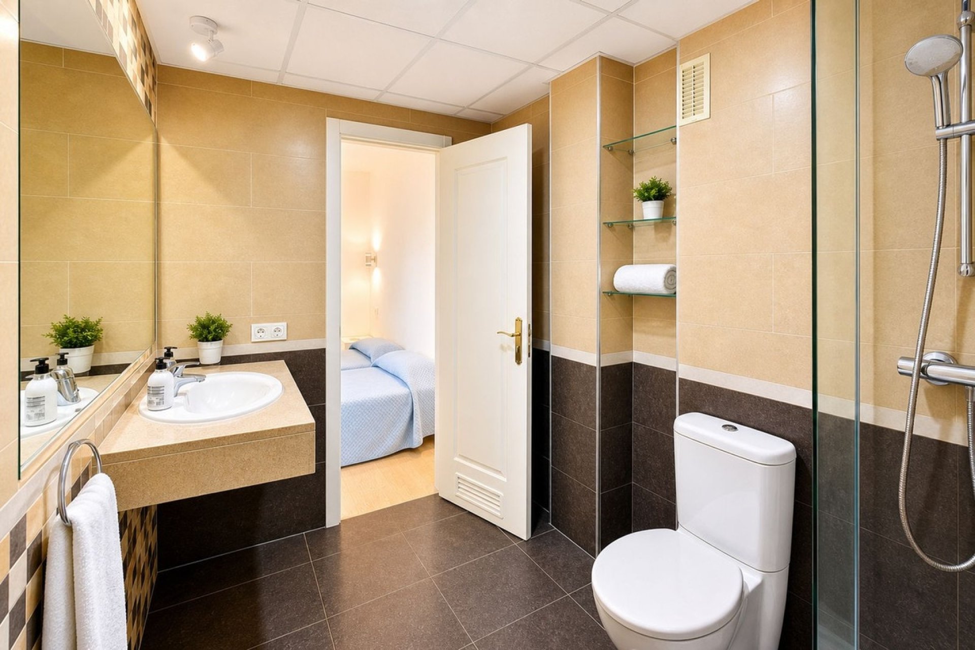 Revente - Apartment -
La Duquesa - Costa del Sol