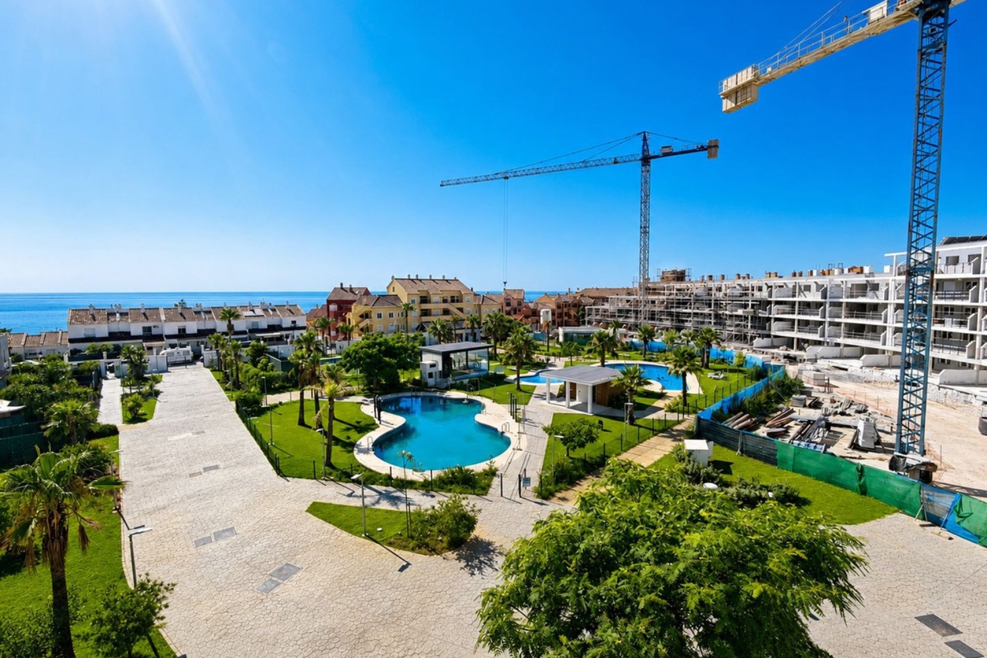 Revente - Apartment -
La Duquesa - Costa del Sol
