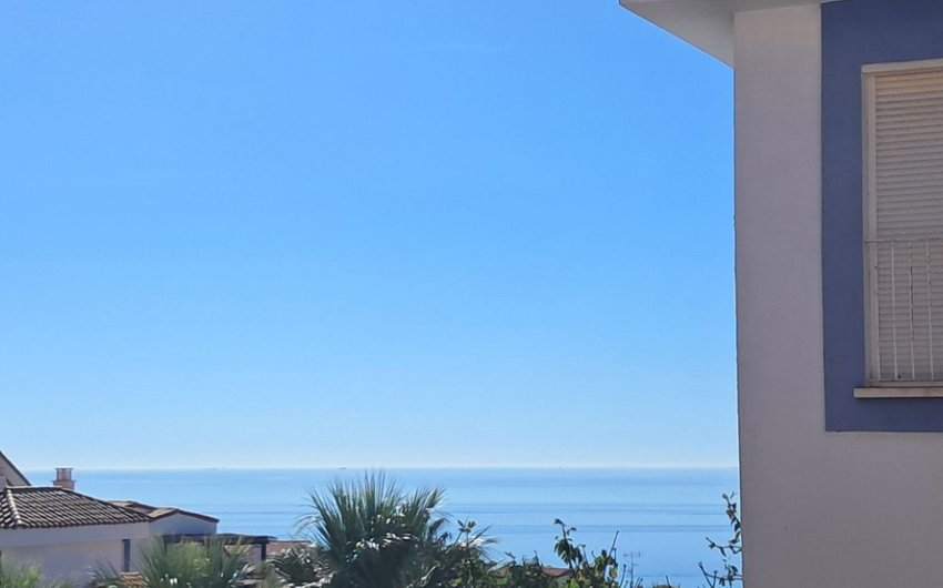 Revente - Apartment -
La Duquesa - Costa del Sol