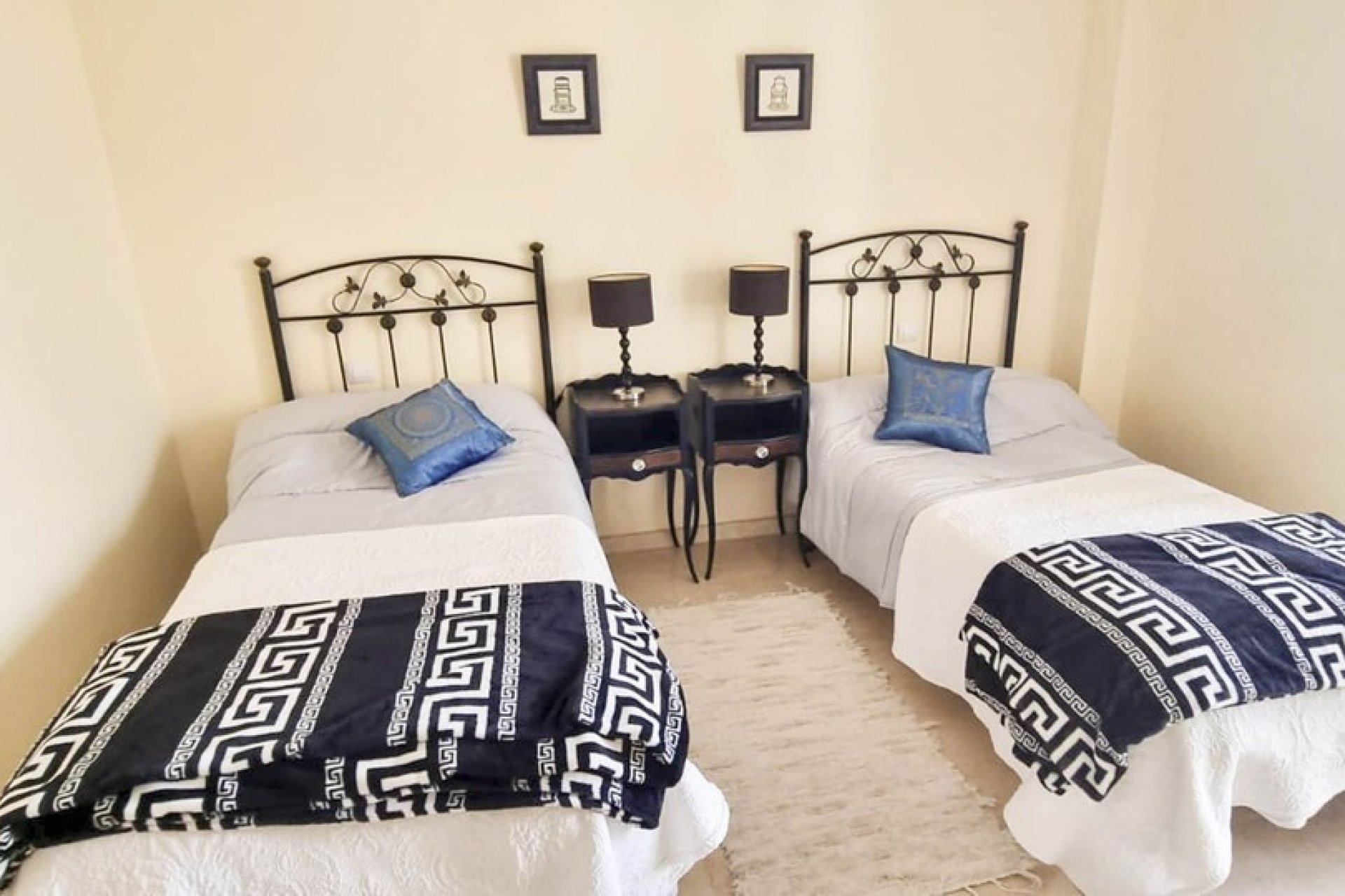 Revente - Apartment -
La Duquesa - Costa del Sol