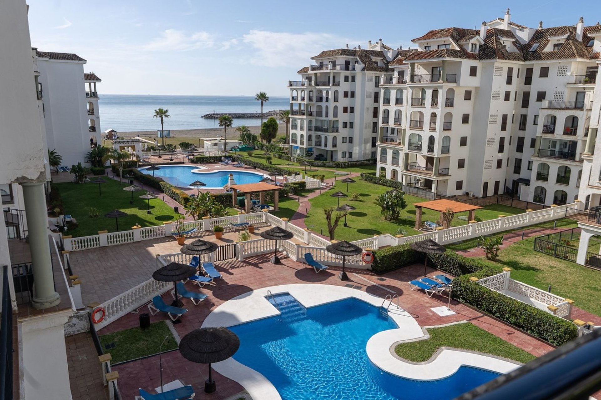 Revente - Apartment -
La Duquesa - Costa del Sol