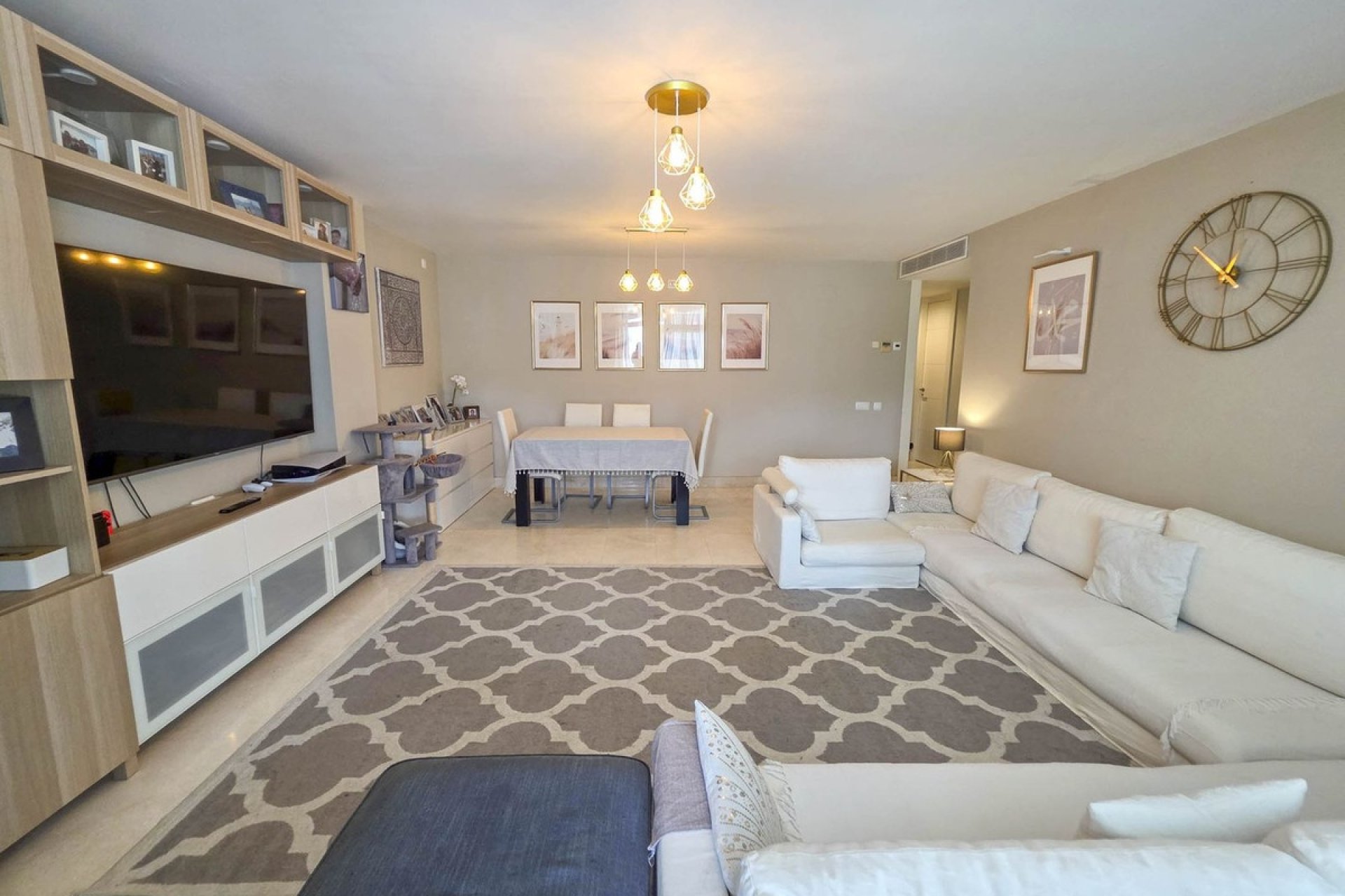 Revente - Apartment -
La Duquesa - Costa del Sol