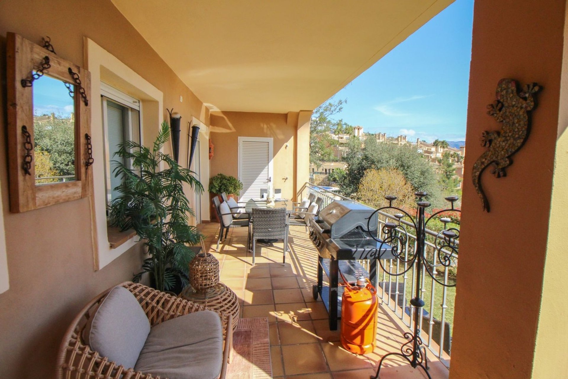 Revente - Apartment -
La Mairena - Inland